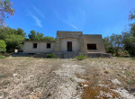 Villa allo stato rustico a Casarano